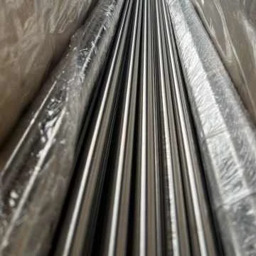 Właściwości mechaniczne i gęstość rur ASTM B622